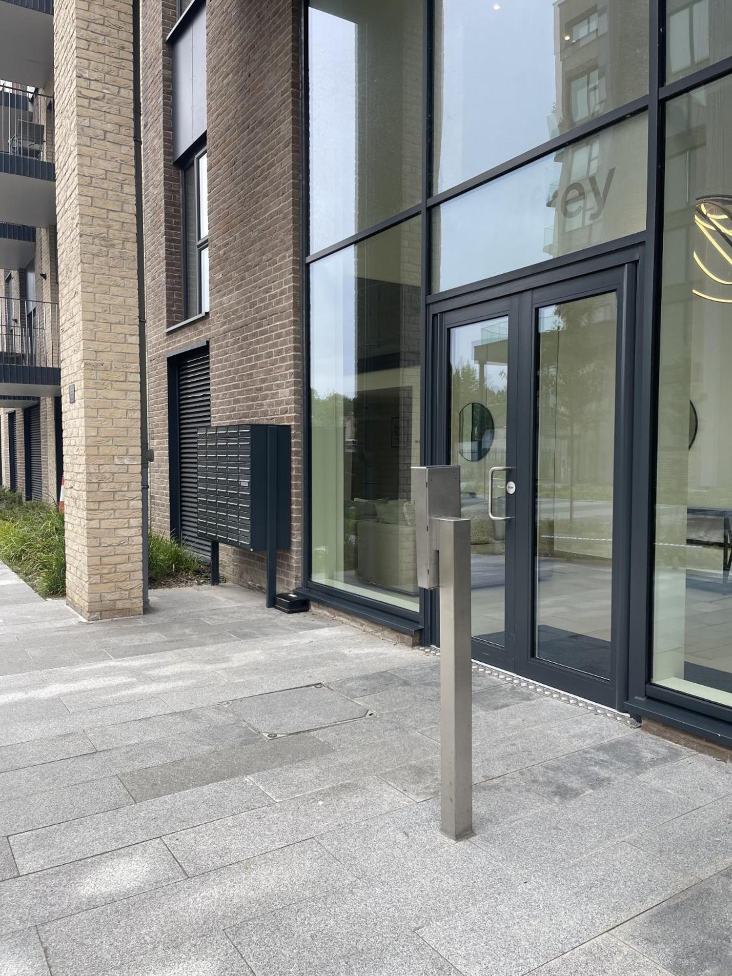 The Godfreys, Edinburgh Way, Harlow Exterior foto